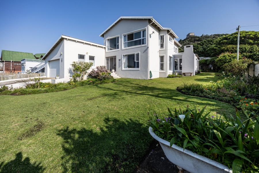4 Bedroom Property for Sale in Kidds Beach Eastern Cape